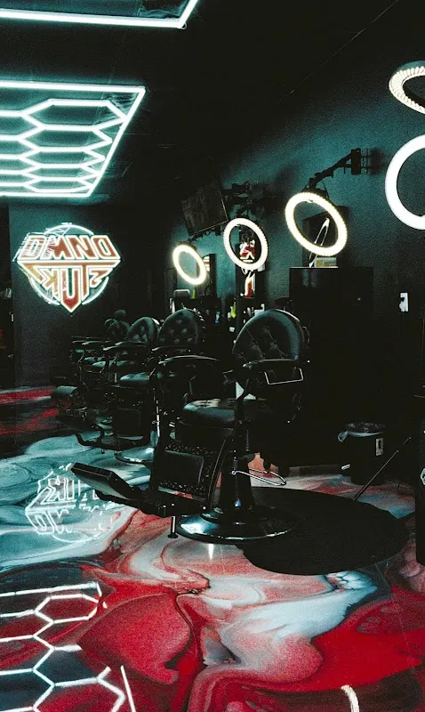 Dmnd Kutz Barbershop Peoria — Barber shop in Peoria